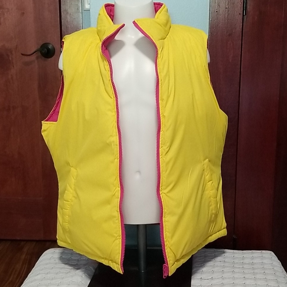 Reversible womens puffy vest - Picture 4 of 5